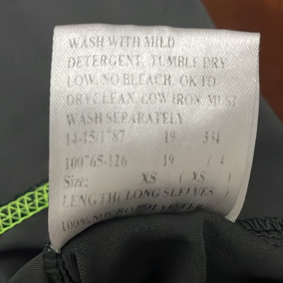 Women’s size XS TuffRider lightweight charcoal gray and neon green jacket - Picture 9 of 9